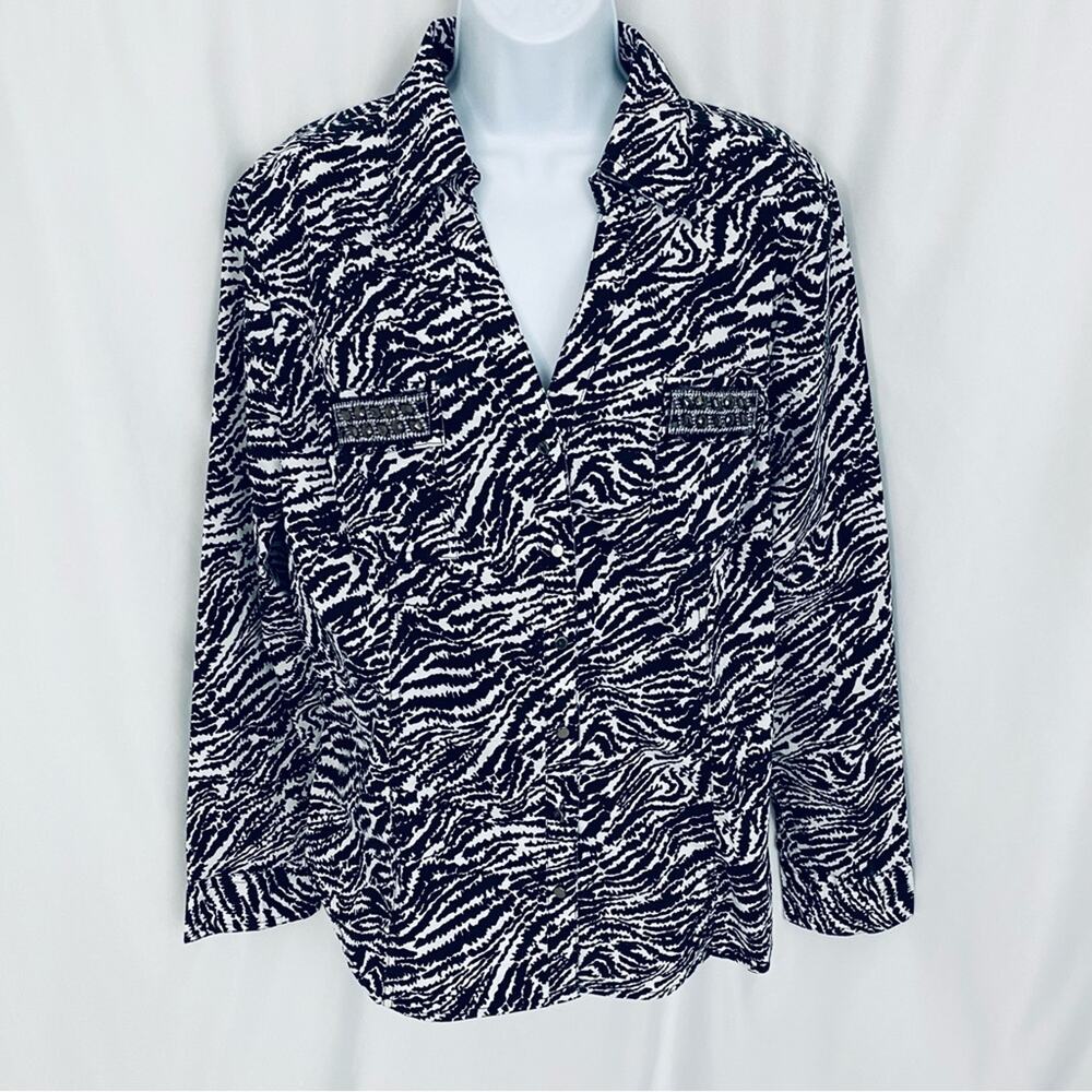 Cato Front Button Down Top Size X-Large